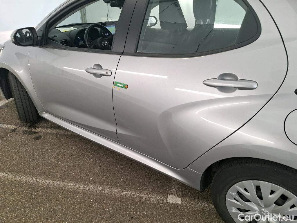  Toyota  Yaris TOYOTA  Hybride / 2019 / 5P / Berline Hybride 116h Dynamic Business Beyond Zer #5