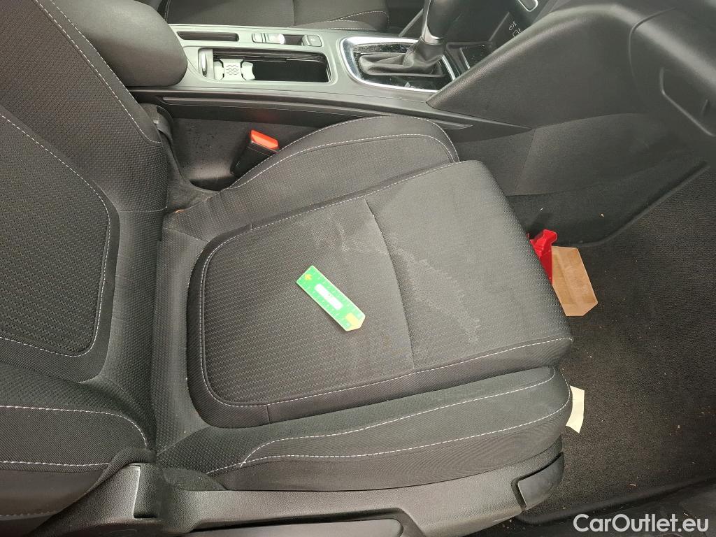  Renault  Megane  IV Grandtour Business 1.6 E-TECH Plug-in 160CV BVA6 E6d #10
