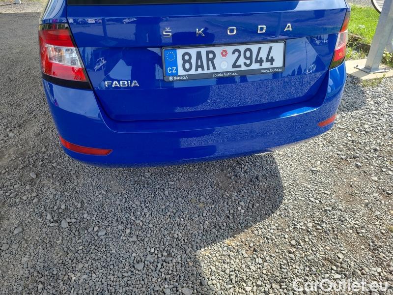  Skoda  Fabia  Combi (2015)  Com.1.0TSI 70 Ambition #14