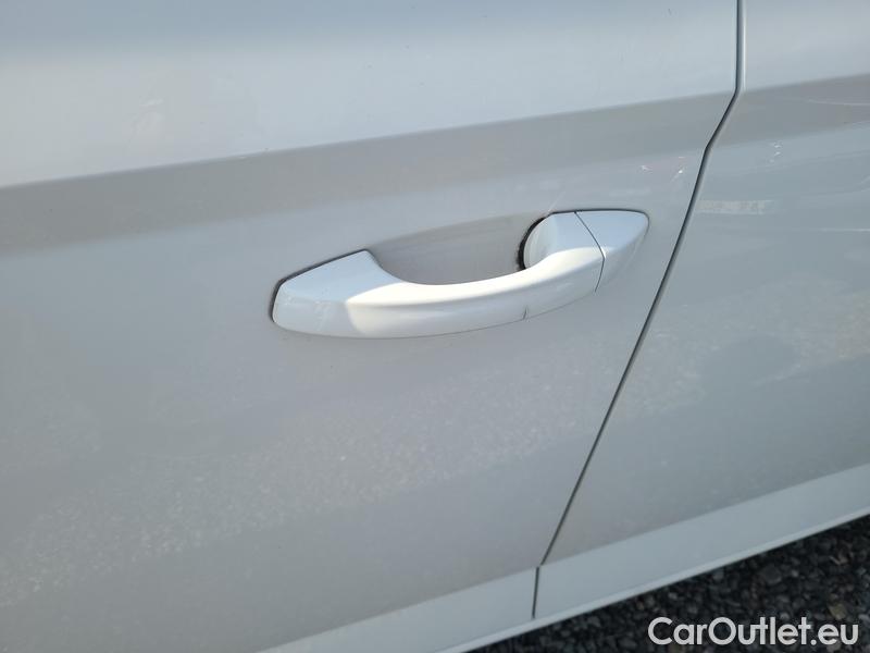  Skoda  Fabia  Combi (2015) Com.1.0TSI 70 Ambition 5d #3