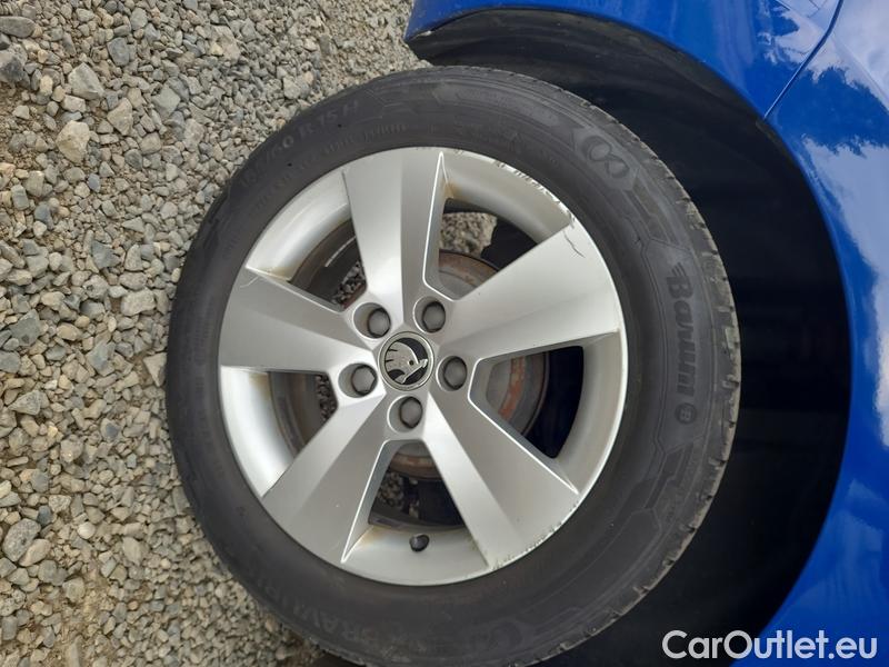  Skoda  Fabia  Combi (2015)  Com.1.0TSI 70 Ambition #27