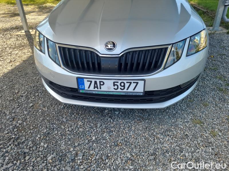  Skoda  Octavia  Combi  (5E5)(03.2017->)  Com TDI 110 Ambition #2
