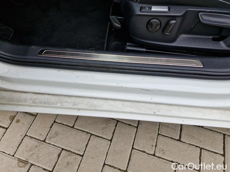  Volkswagen  Passat  Variant (CB5) (2019)  2.0TDI 110 Elegance AT #11