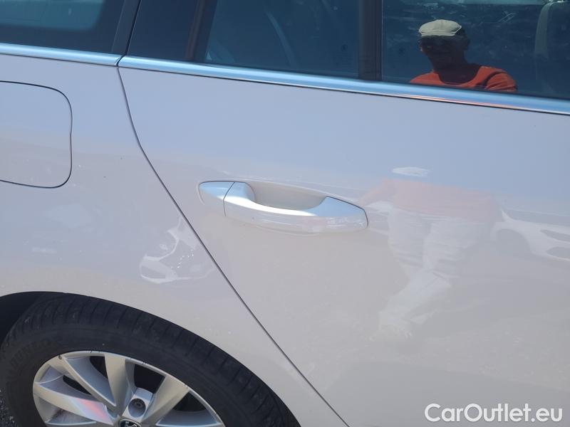  Skoda  Octavia  Combi  (5E5)(03.2017->)  Com TDI 110 Style #3