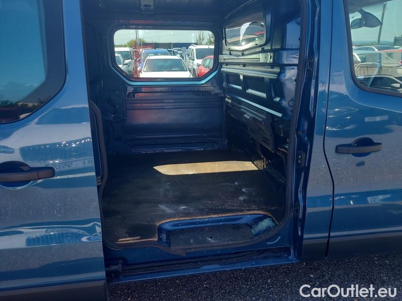  Renault  Trafic  LCV (2014) TraFur dCi120 L2H1P2 COOL 4d #31