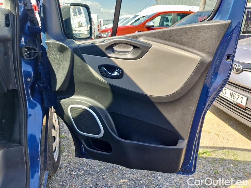  Renault  Trafic  LCV (2014) TraFur dCi120 L2H1P2 COOL 4d #43