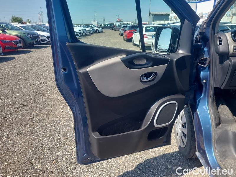  Renault  Trafic  LCV (2014) TraFur dCi120 L2H1P2 COOL 4d #25