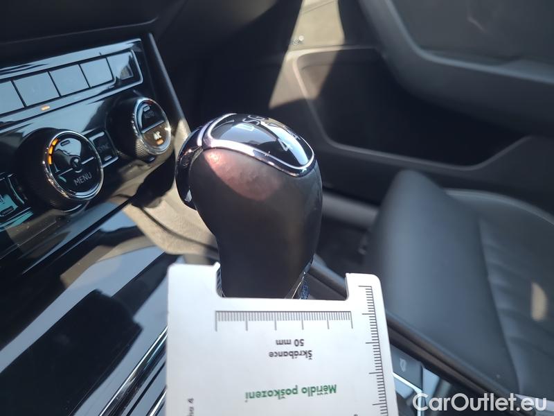  Skoda  Superb  2 (2008) Supe.2.0TDI 147 L&K 4x4 Aut #12