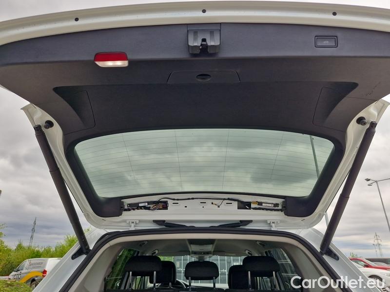  Volkswagen  Tiguan  Allspace (BJ2)(05.2021->) Tig.All.1.5 TSI 110 Life AT 5d #9
