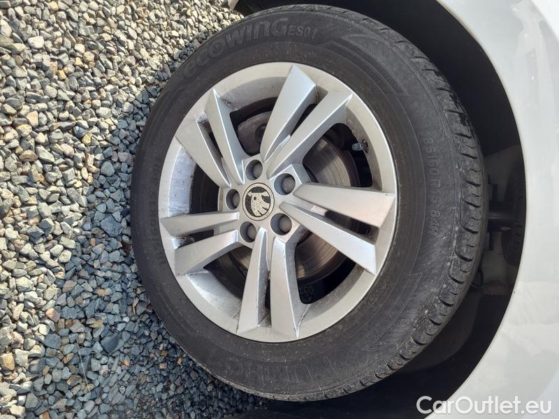  Skoda  Fabia  Combi (2015) Com.1.0TSI 70 Ambition 5d #2