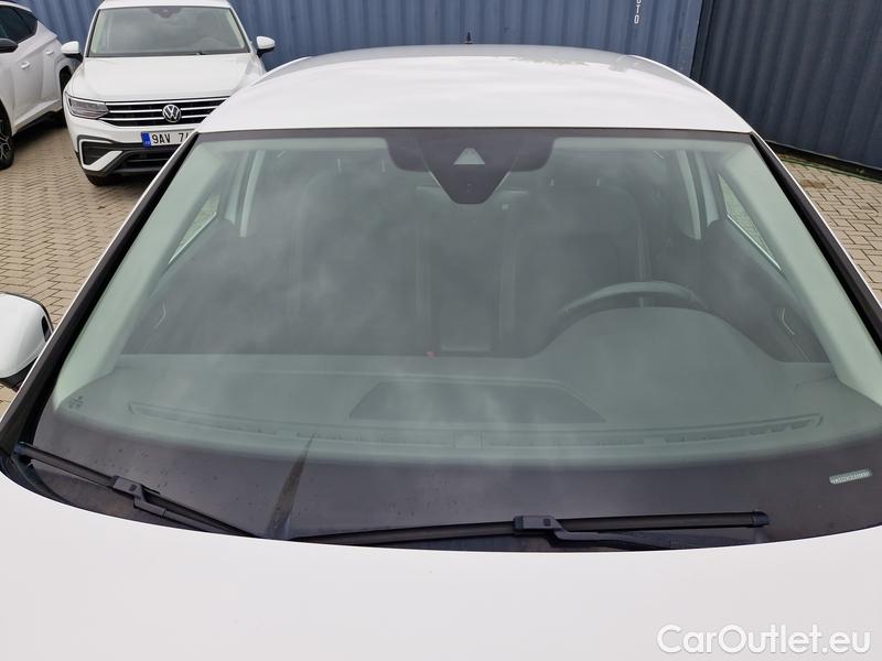  Volkswagen  Passat  Variant (CB5) (2019)  2.0TDI 110 Elegance AT #2
