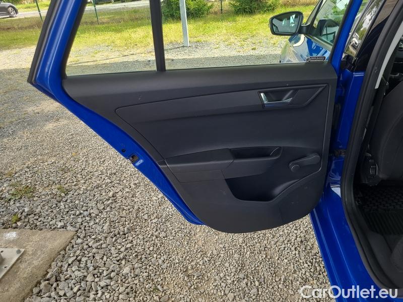  Skoda  Fabia  Combi (2015)  Com.1.0TSI 70 Ambition #13