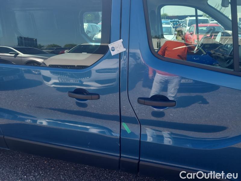  Renault  Trafic  LCV (2014) TraFur dCi120 L2H1P2 COOL 4d #6