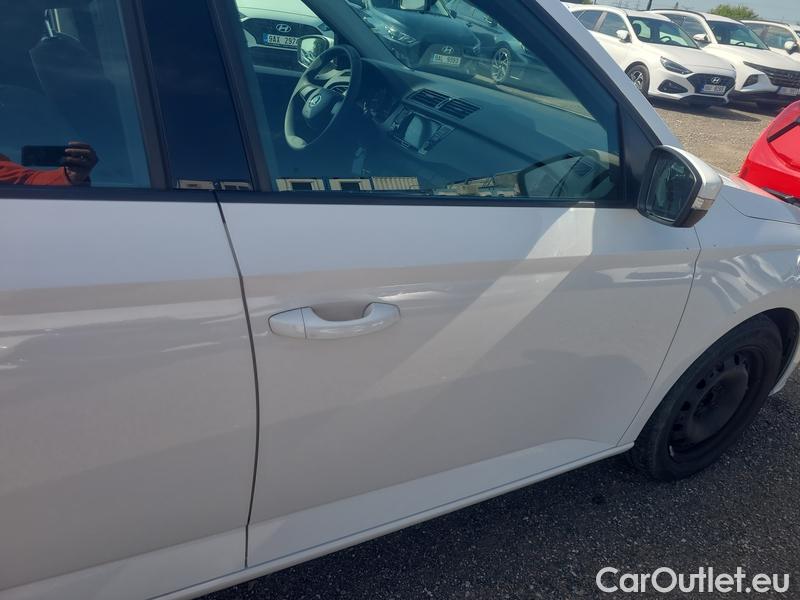  Skoda  Fabia  3 (2015)  1.0MPI 44 Active #4