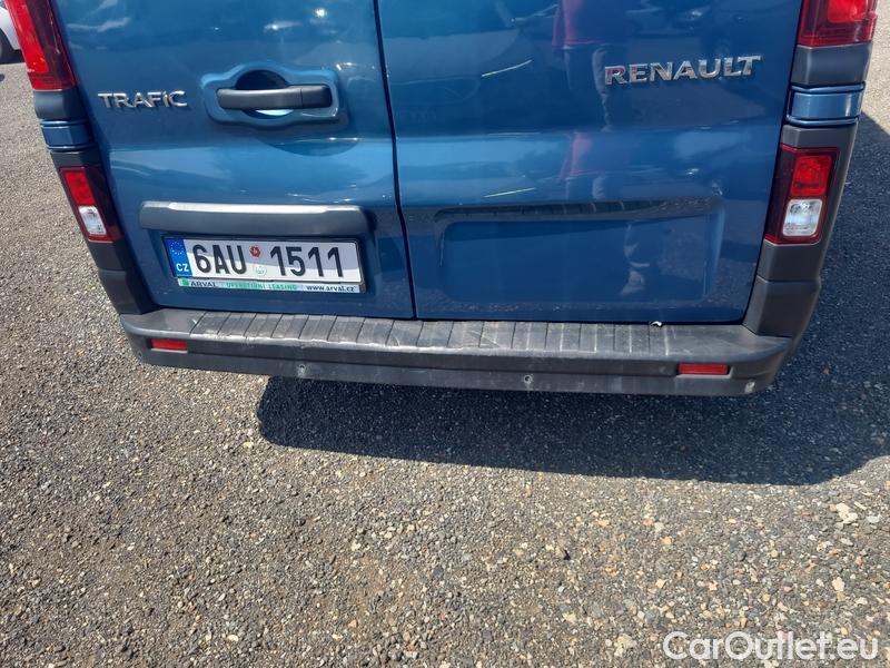  Renault  Trafic  LCV (2014) TraFur dCi120 L2H1P2 COOL 4d #11