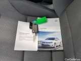  Volkswagen  Golf  Volkswagen e-E-DITION 2020 5d #4
