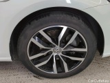  Volkswagen  Golf  Volkswagen e-E-DITION 2020 5d #13