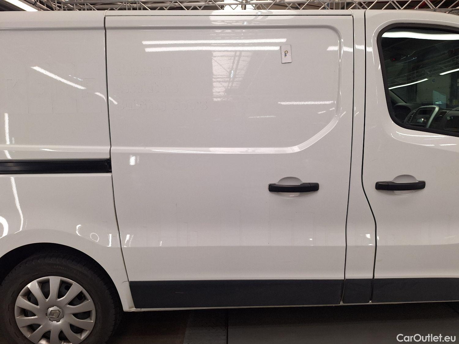  Renault  Trafic Renault, _ '14, Renault  L1H1 dCi 95 Grand Confort 2.7T 4d #28