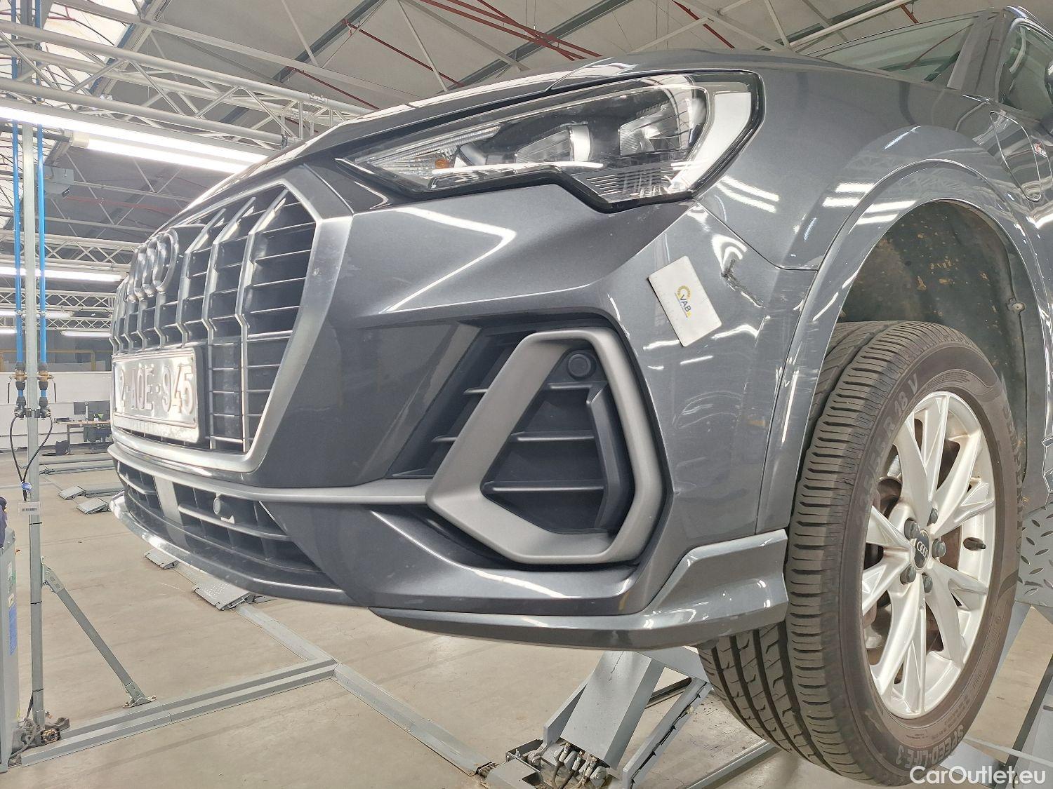  Audi  Q3 Audi,  '18 PHEV, Audi  45 TFSI e S tronic S Line 5d #24