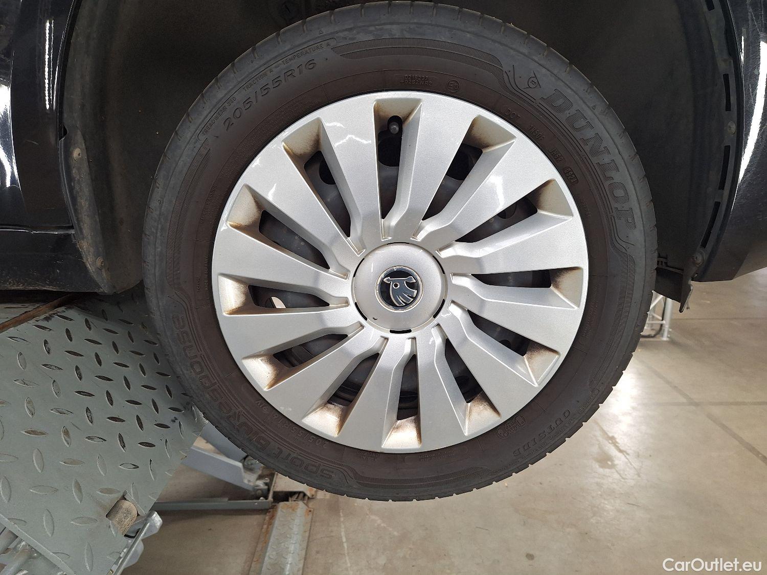  Skoda  Octavia Skoda,  Combi FL'16, Skoda  Combi 1.6 CRTDI GreenTec 85kW Ambiti #1