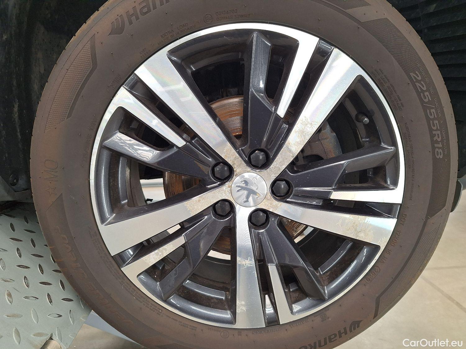  Peugeot  5008 Peugeot,  '16, Peugeot  1.5 BlueHDi 96kW S&S EAT8 GT Line 5d 7pl #1