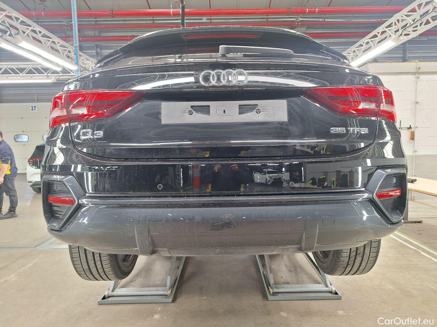  Audi  Q3 Audi,  SB 35 TFSi S tronic,  SB 35 TFSi S tronic #19