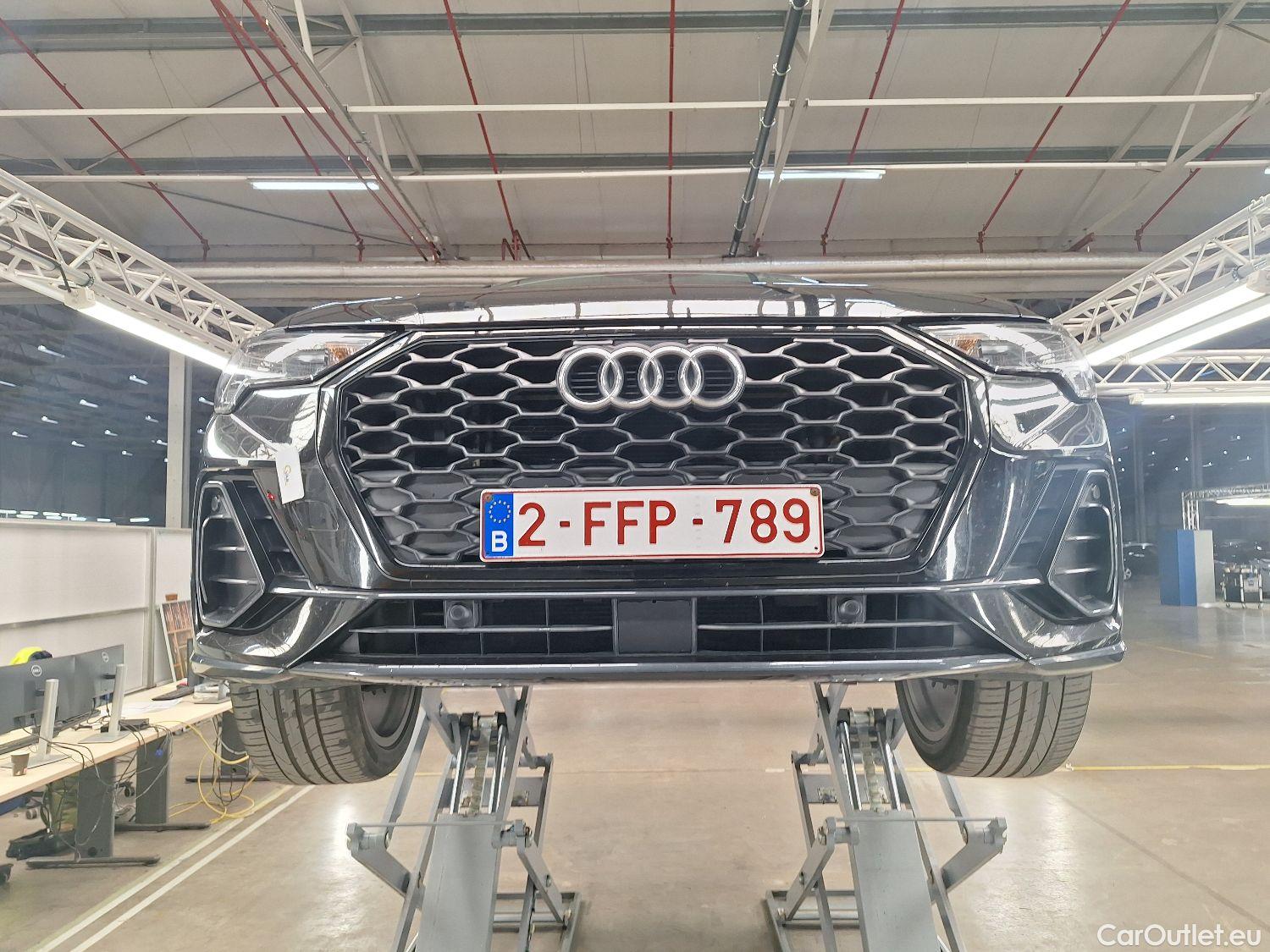  Audi  Q3 Audi,  SB 35 TFSi S tronic,  SB 35 TFSi S tronic #3