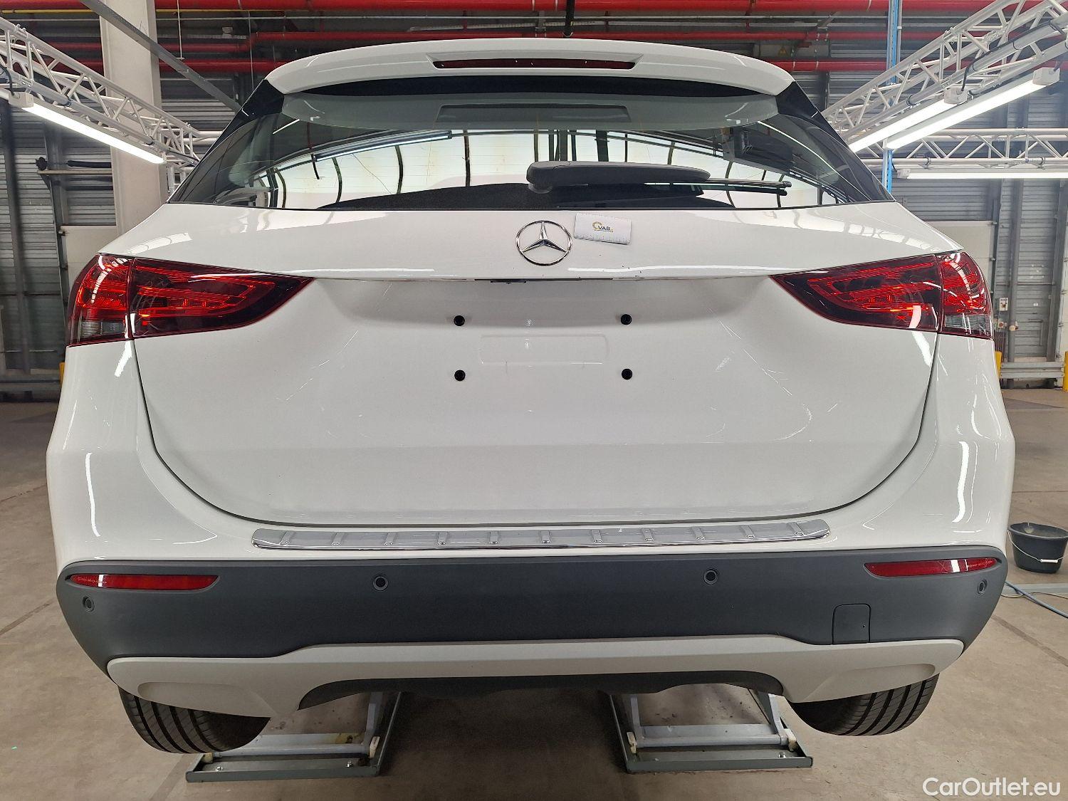  Mercedes  GLA Mercedes,  '20, Mercedes-Benz   180 5d #3