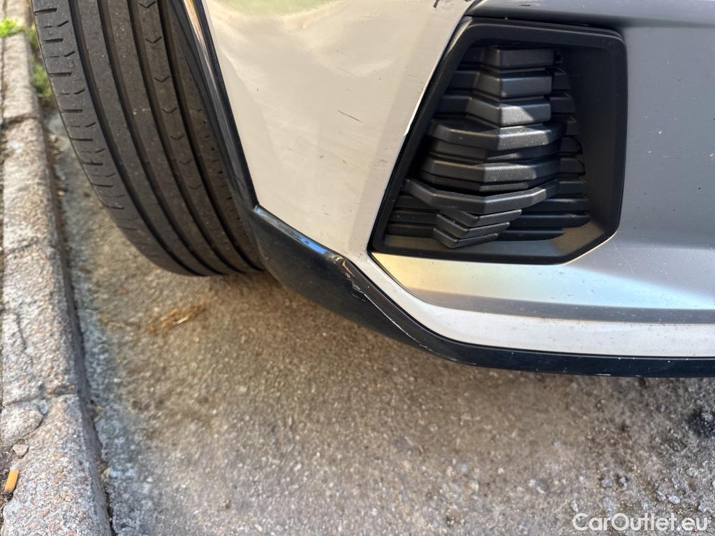  Audi  A1 AUDI  / 2018 / 5P / berlina con portón citycarver 35 TFSI 110kW (150CV)  #18