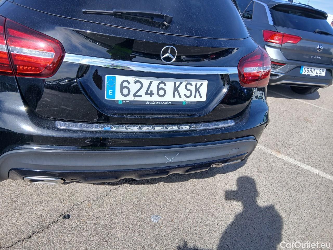  Mercedes  GLA MERCEDES-BENZ Clase  / 2017 / 5P / todoterreno  250 4MATIC #10