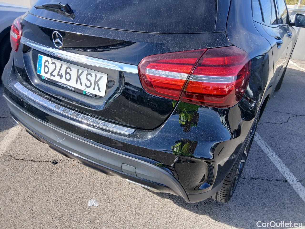  Mercedes  GLA MERCEDES-BENZ Clase  / 2017 / 5P / todoterreno  250 4MATIC #8