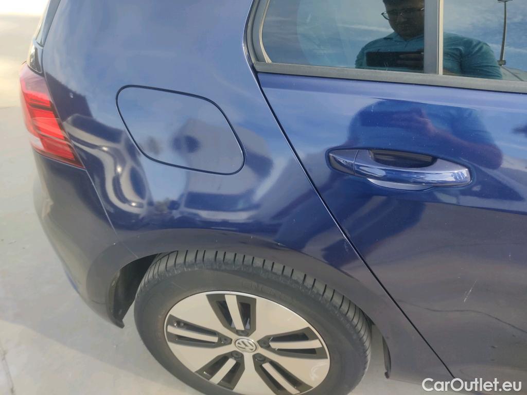 Volkswagen  Golf  VII Berlina e-35kWh #39