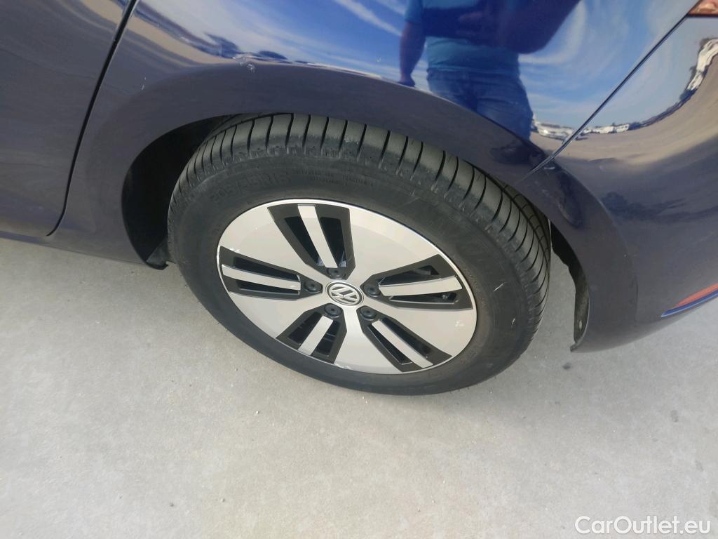  Volkswagen  Golf  VII Berlina e-35kWh #21