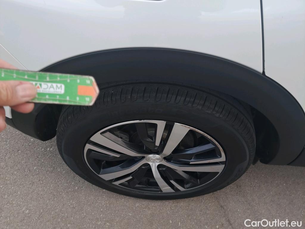  Peugeot  3008  Allure 1.5 HDi 130CV AT8 E6dT #3
