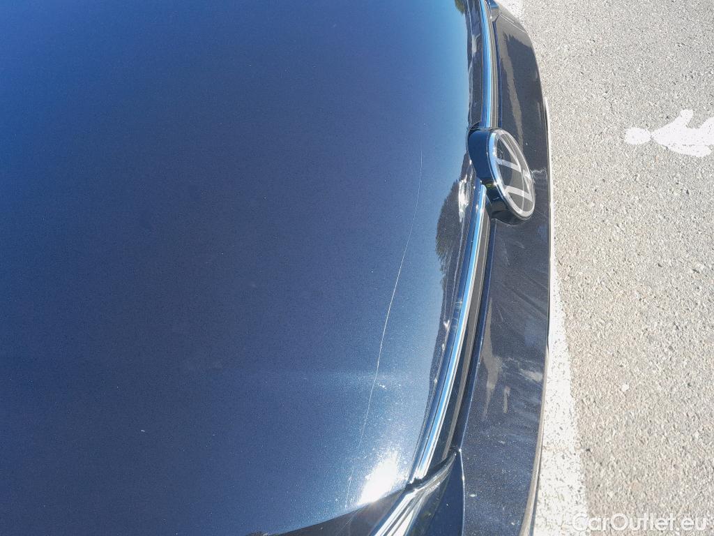  Volkswagen  Golf  VIII Berlina Life 2.0 TDI 115CV MT6 E6dT #3