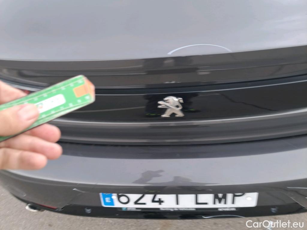  Peugeot  508 PEUGEOT  Hybrid / 2018 / 5P / berlina con portón  5P Allure HYBRID 225 e-EAT8 #36