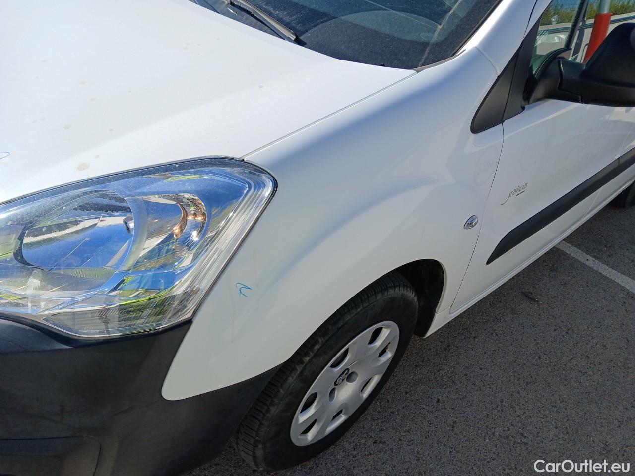  Peugeot  Partner PEUGEOT  / 2015 / 4P / furgón derivado de turismo Furgón Confort Electric L2 #25