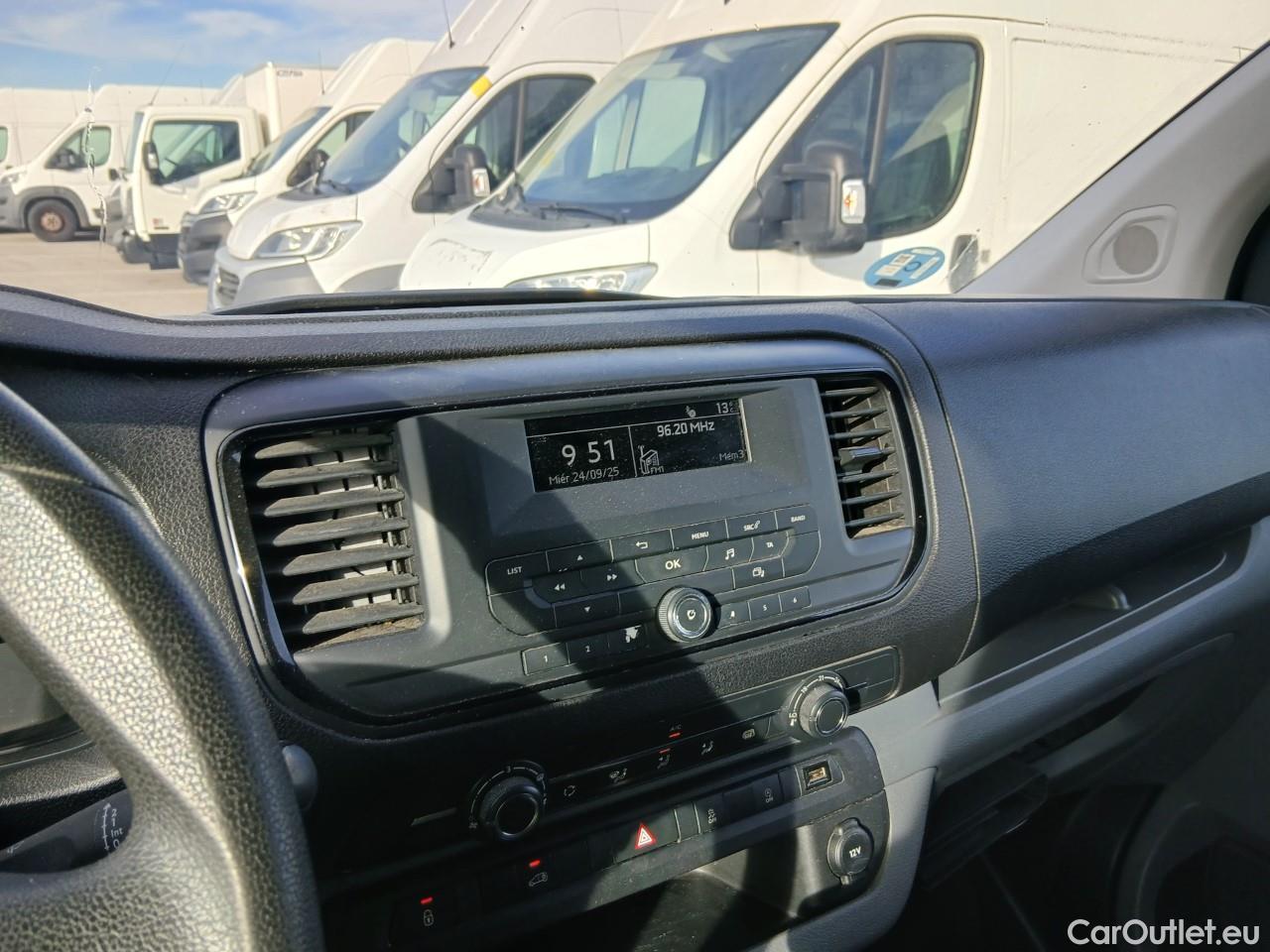  Opel  Vivaro OPEL  / 2019 / 4P / furgón 1.5 Diésel 88kW (120CV) M Std Express #5