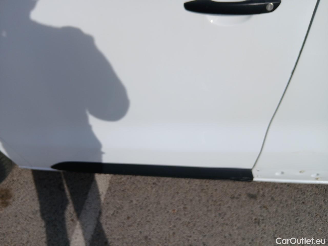  Opel  Vivaro OPEL  / 2019 / 4P / furgón 1.5 Diésel 88kW (120CV) M Std Express #21