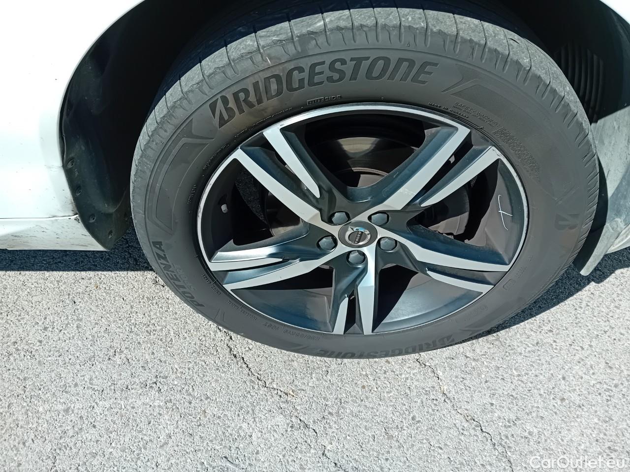  Volvo  XC60  R Design 2WD 2.0 D4 190CV AT8 E6dT #21