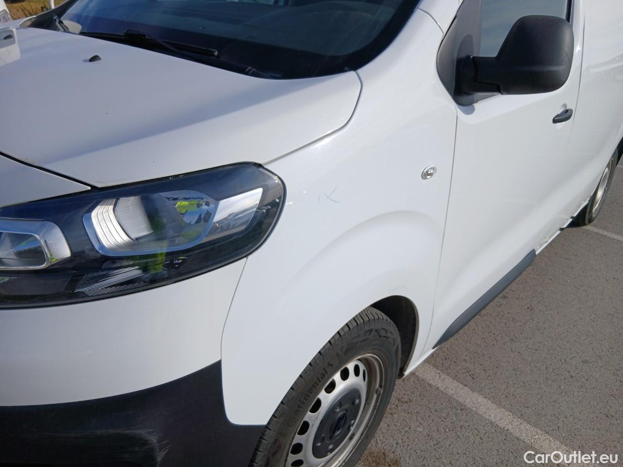  Opel  Vivaro OPEL  / 2019 / 4P / furgón 1.5 Diésel 88kW (120CV) M Std Express #14