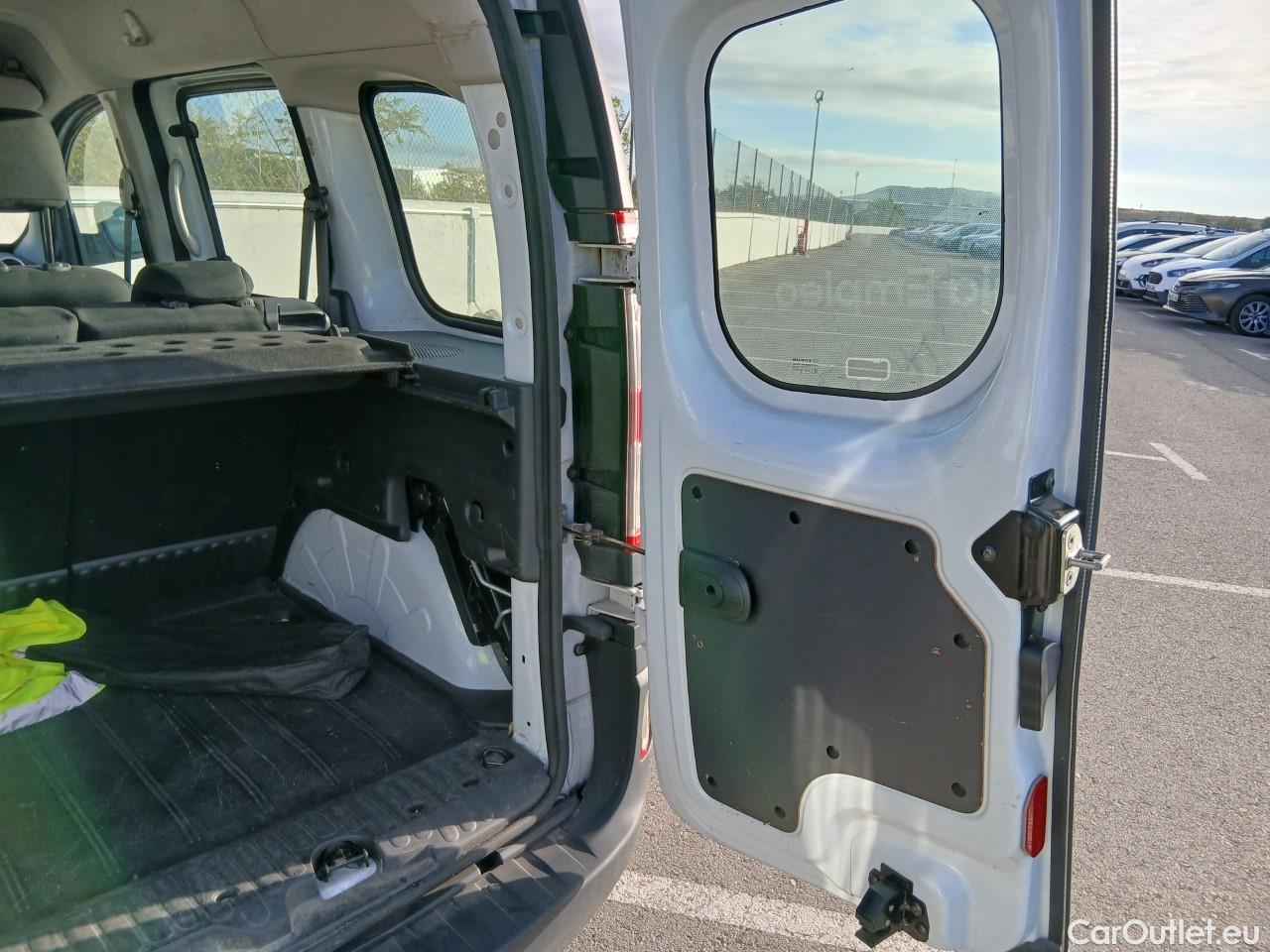  Renault  Kangoo  II Profesional 1.5 dCi 95CV MT6 E6dT #28