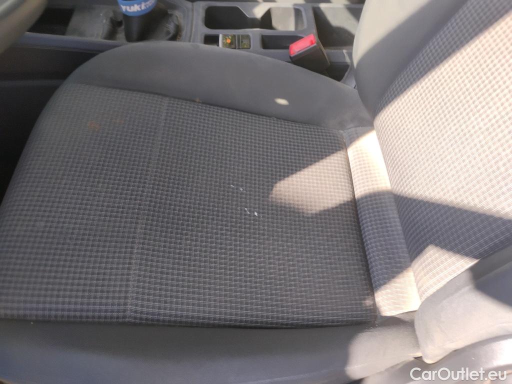  Volkswagen  Caddy VOLKSWAGEN  Kombi 2.0 TDI 75kW (102CV) #9