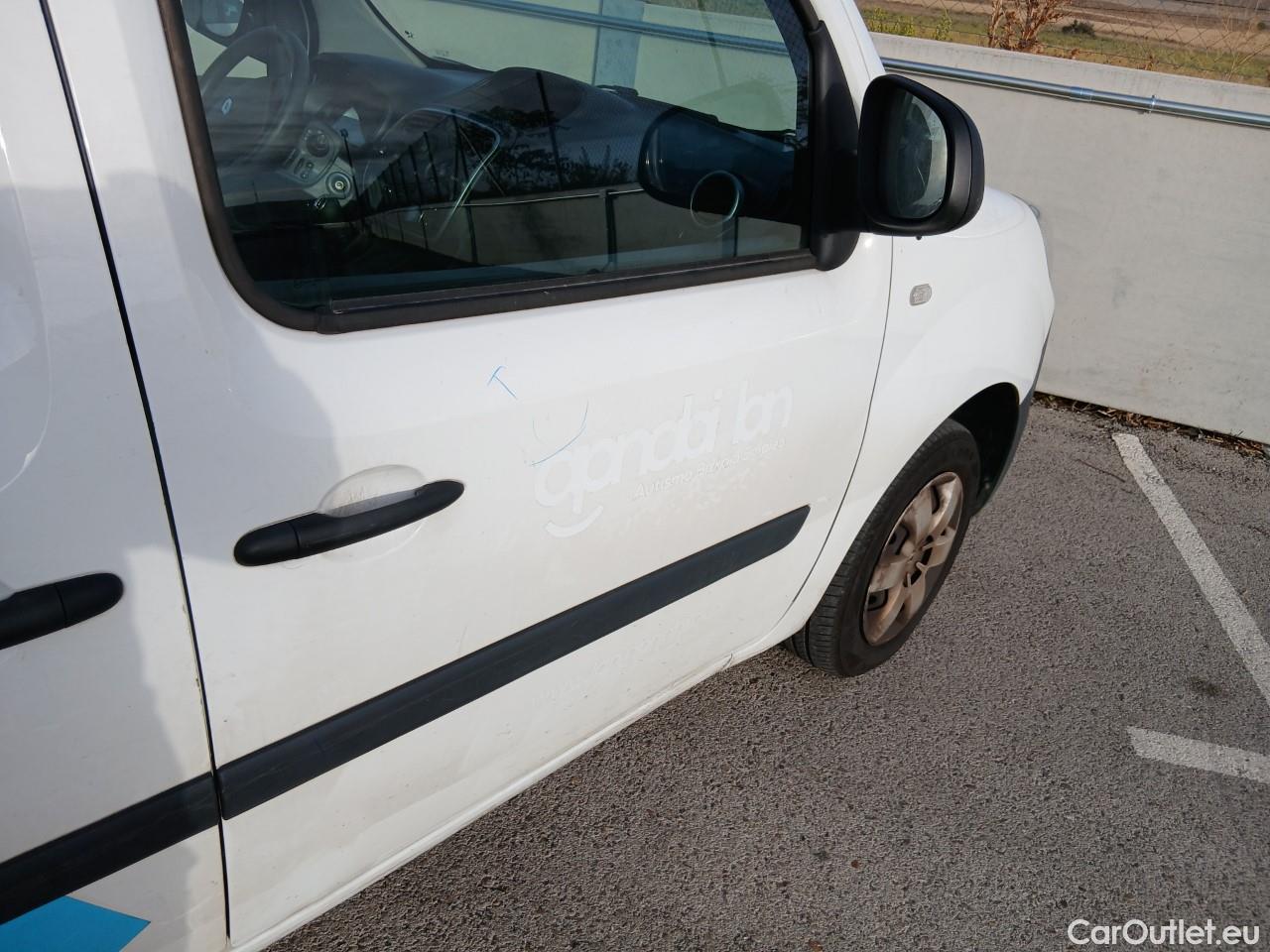  Renault  Kangoo  II Profesional 1.5 dCi 95CV MT6 E6dT #40