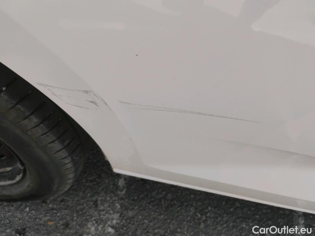  Volkswagen  Caddy VOLKSWAGEN  Kombi 2.0 TDI 75kW (102CV) #6