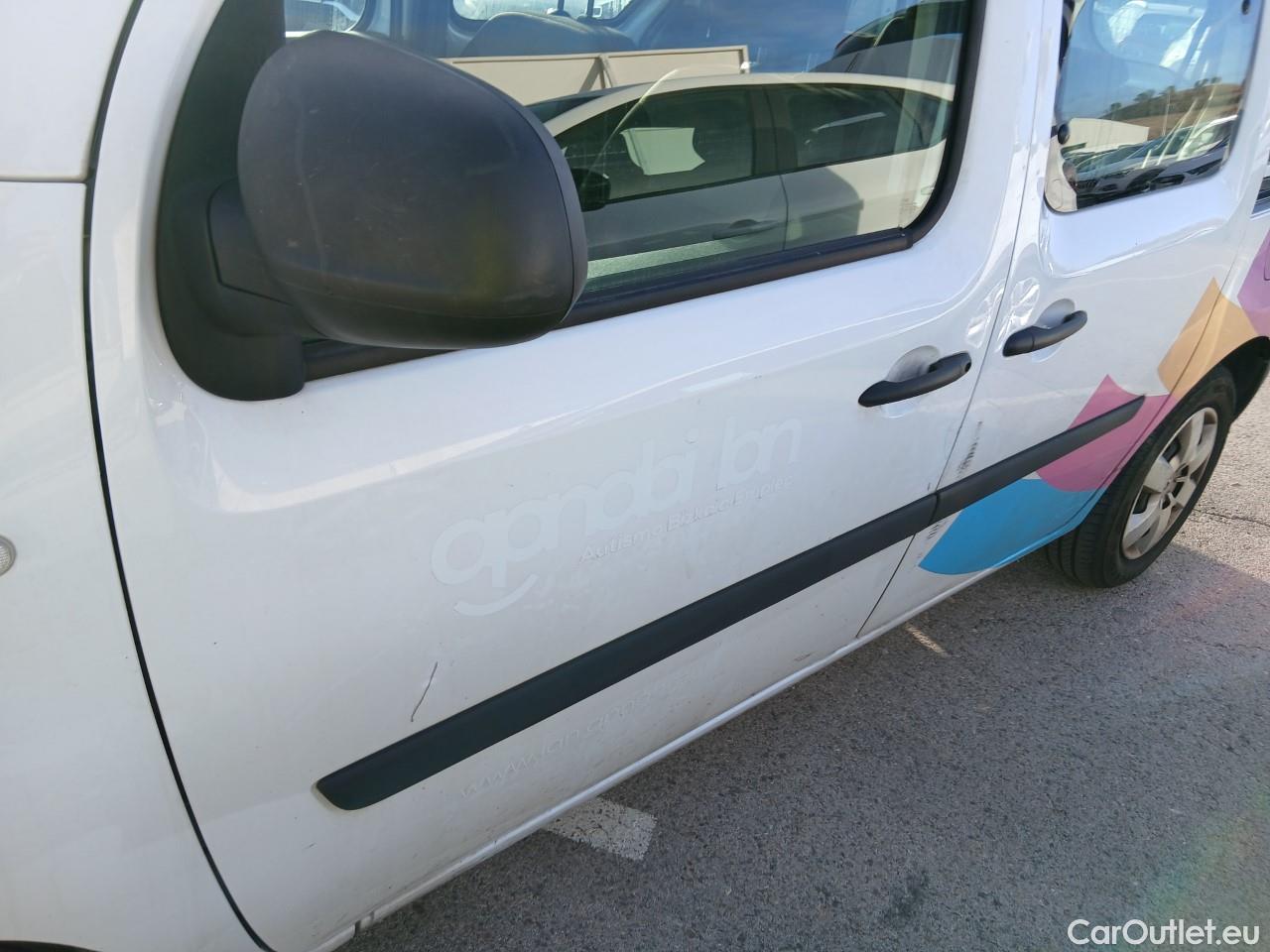 Renault  Kangoo  II Profesional 1.5 dCi 95CV MT6 E6dT #15