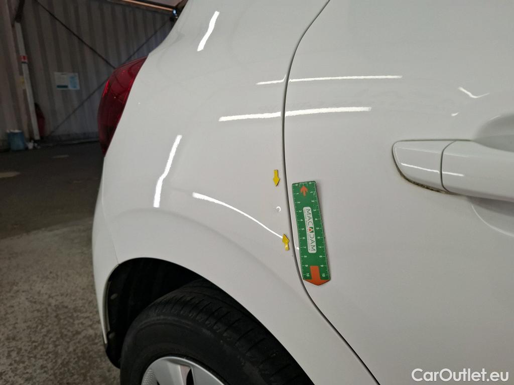  Citroen  C3  Feel Business 1.2 PureTech 80CV BVM5 E6d #4