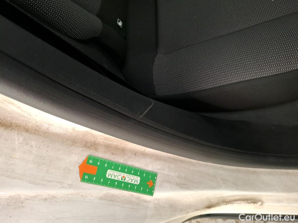  Citroen  C3 CITROEN  / 2020 / 5P / Berline BlueHDi 100 S&S BVM Feel Business #9
