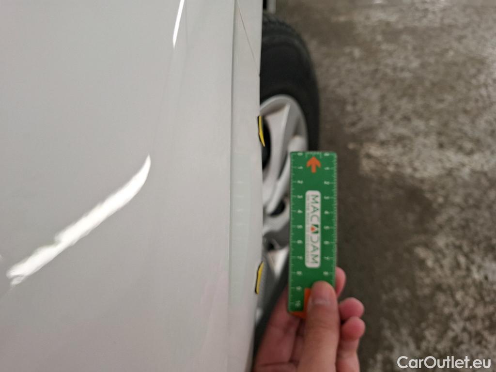  Citroen  C3  Feel Business 1.2 PureTech 80CV BVM5 E6d #3