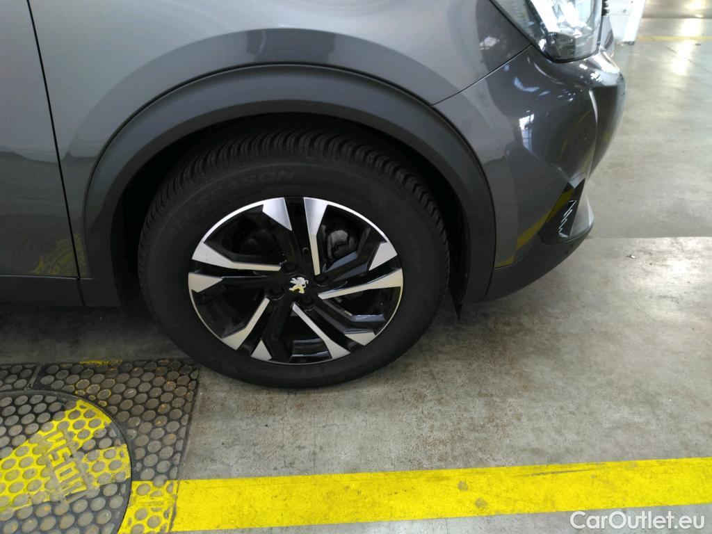  Peugeot  2008  Allure Business 1.2 PureTech 130CV BVA8 E6d #61
